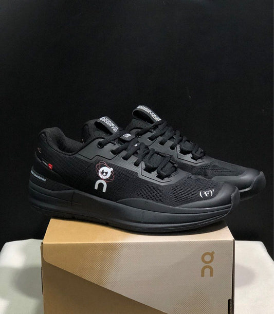 On The Roger Pro Clay Black