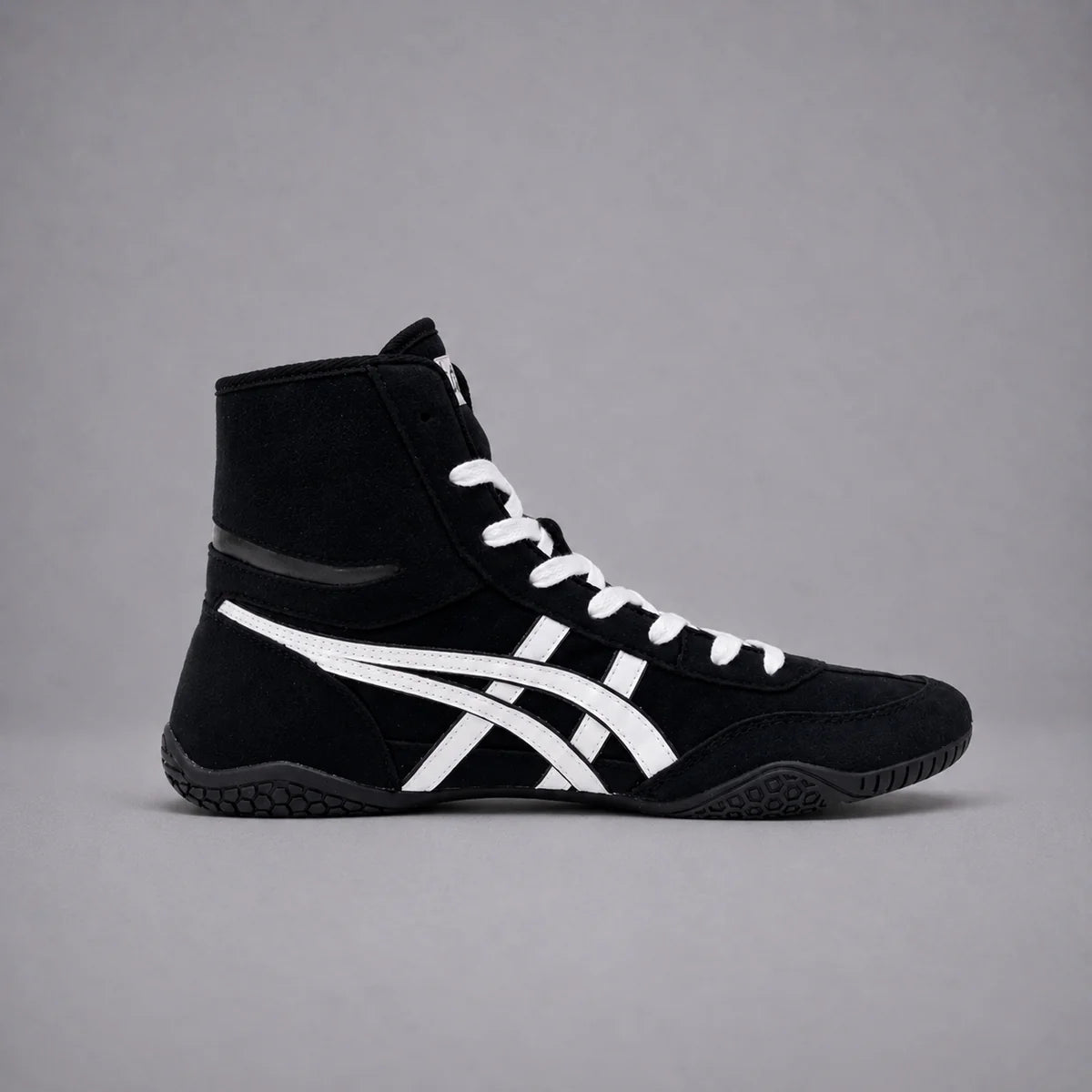 ASICS PRIME ATTACK BLACK