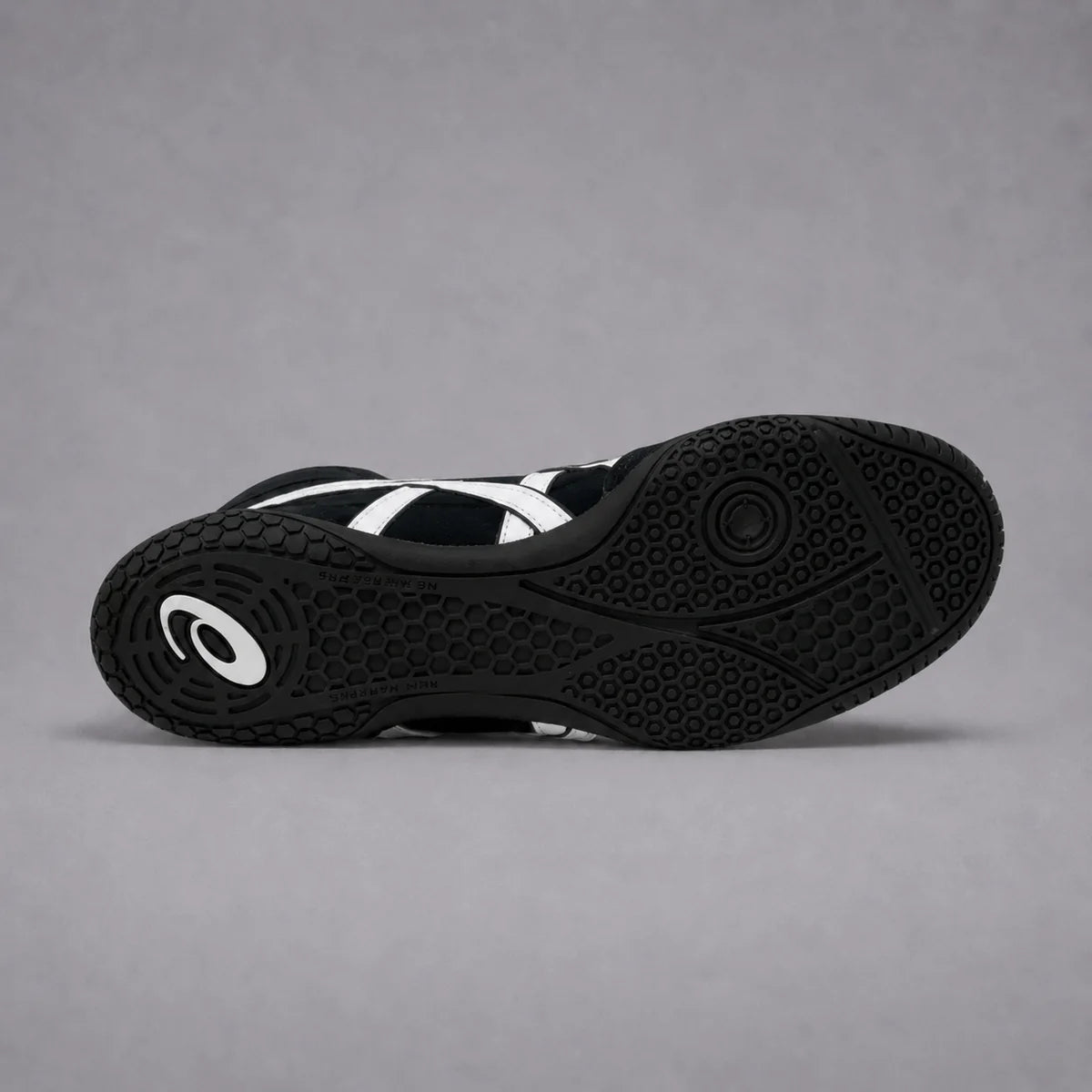 ASICS PRIME ATTACK BLACK