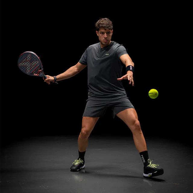 NOX AT10 GENIUS 18K 2025 by AGUSTIN TAPIA (Racket)