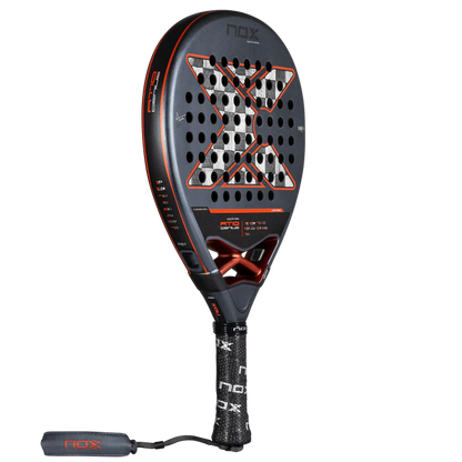 NOX AT10 GENIUS 18K 2025 by AGUSTIN TAPIA (Racket)